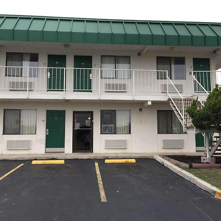 Q Lodging Extended Stay ซานอันโตนิโอ ภายนอก รูปภาพ